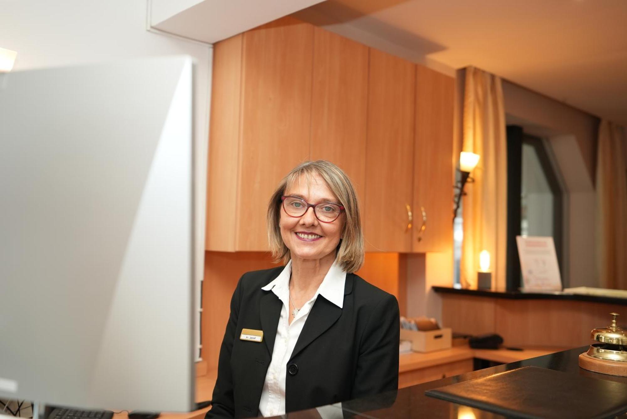 Uno Hotel Posthof ซาร์ลุย ภายนอก รูปภาพ