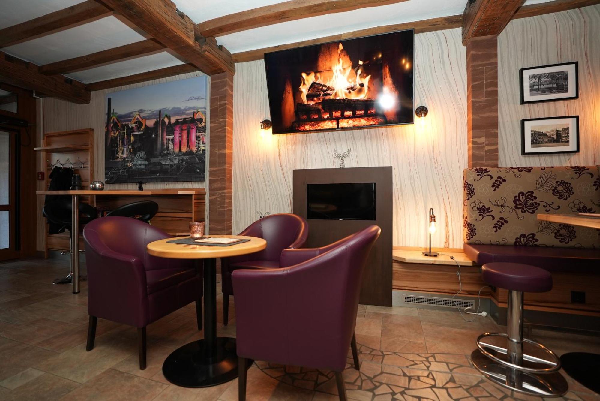 Uno Hotel Posthof ซาร์ลุย ภายนอก รูปภาพ
