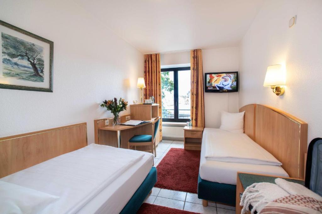 Uno Hotel Posthof ซาร์ลุย ภายนอก รูปภาพ